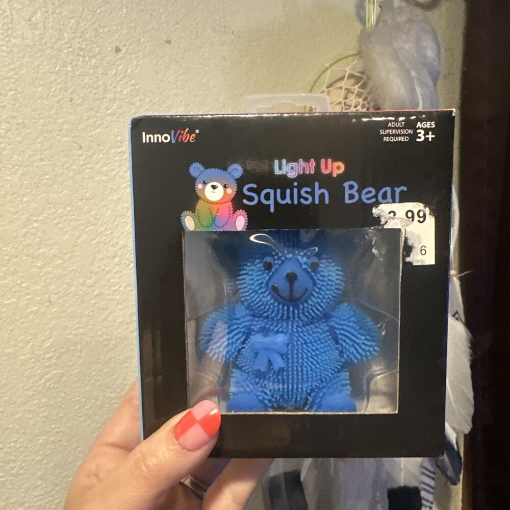 InnoVibe Light Up Squish Bear Blue. Squishy Lovers
